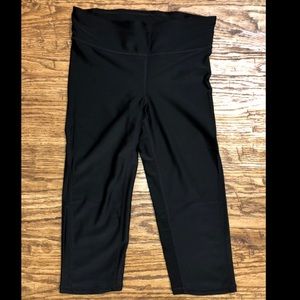 Black Cropped Gap Leggings